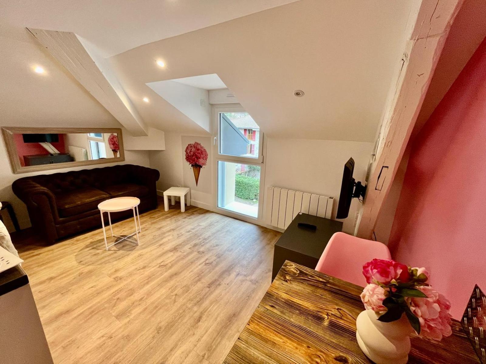 Maison Des Fleurs Apartman La Terrasse  Kültér fotó